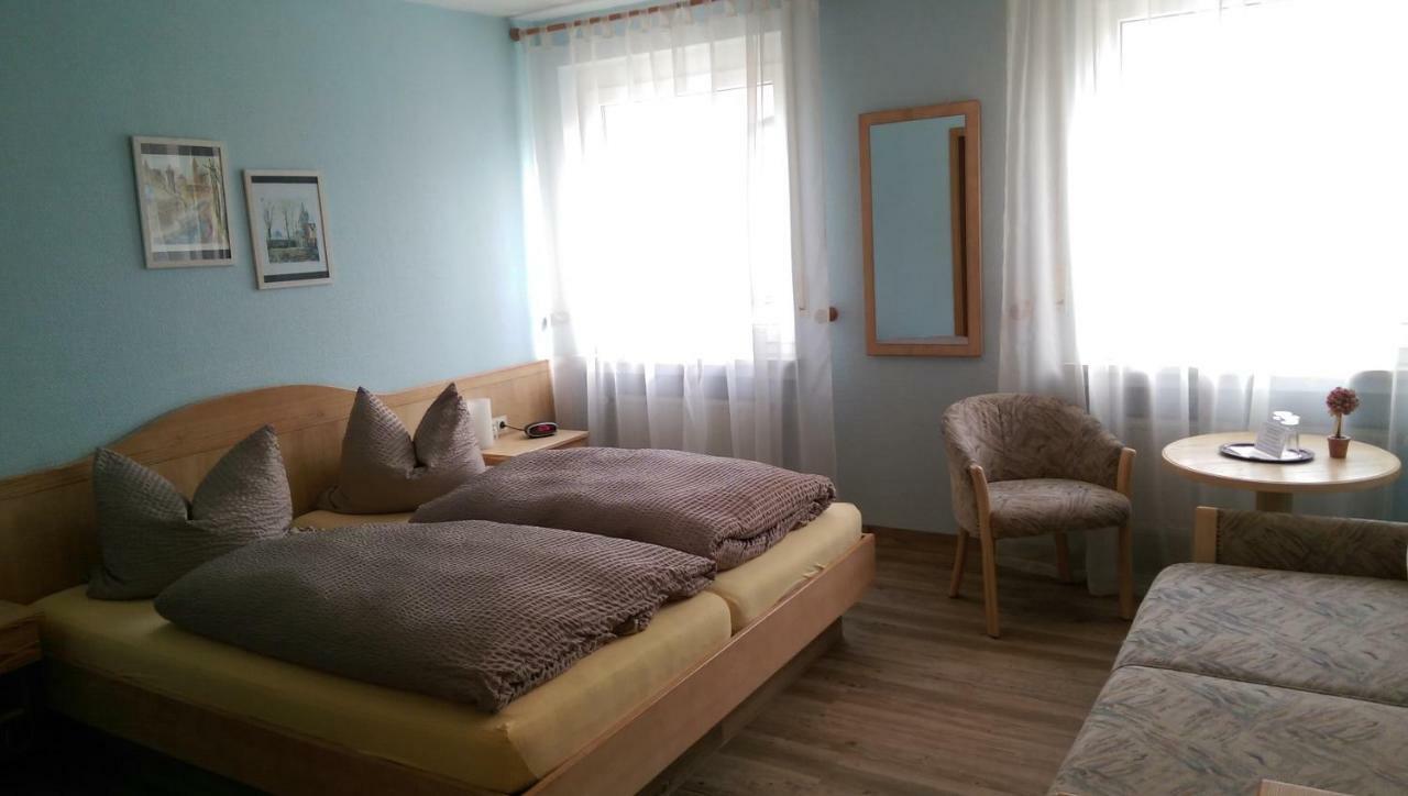 Hotel-Gasthof Krone-Lax Scheinfeld Ngoại thất bức ảnh